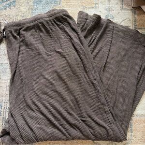 Auden Taupe Ribbed Knitwear